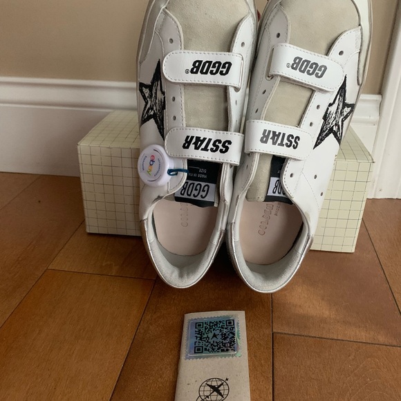 Brand New Golden Goose Old School Penstar w/box & passport sz 40 - Picture 4 of 4